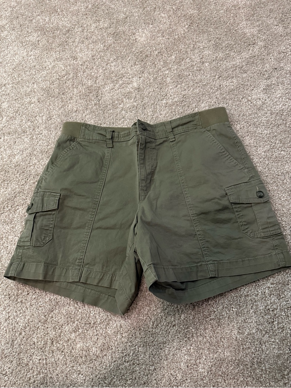 Women’s Lee Relaxed Fit Mid Rise Shorts size 12